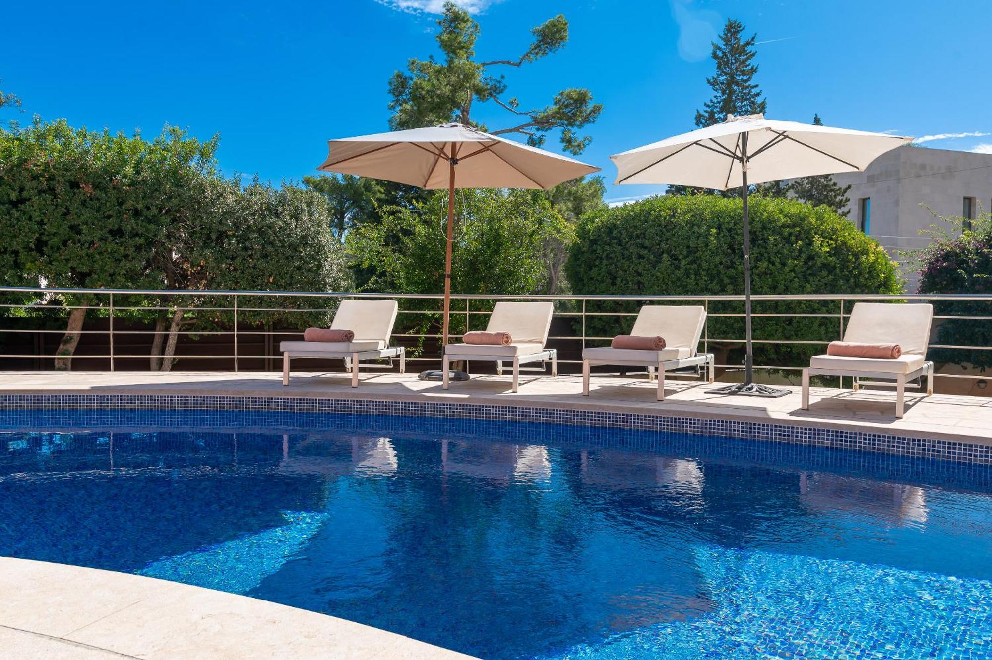 Beach Villa Margot By Sealand Villas ปอร์ต เด โปเญนซา ภายนอก รูปภาพ